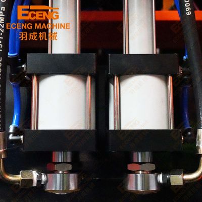 Botol Minuman 5000ml Semi Otomatis PET Stretch Blow Moulding Machine 2 Rongga