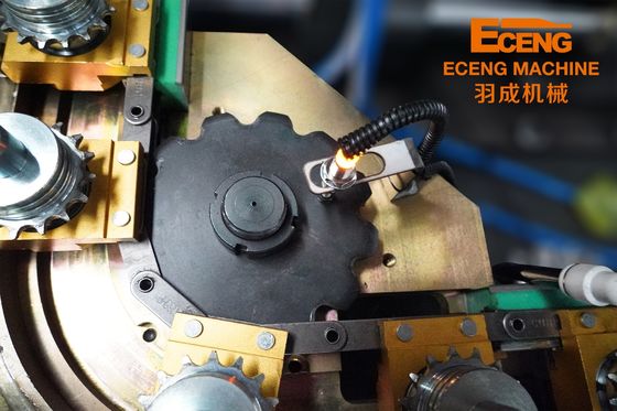 Mesin Blow Moulding Botol Air Eceng Q6000 Stretch 4 Cavity 330 Mm