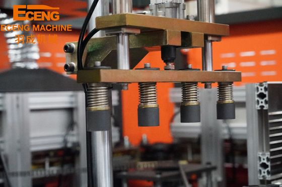 Mesin Blow Moulding Botol Air Eceng Q6000 Stretch 4 Cavity 330 Mm