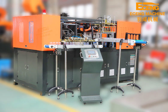 J4 Jar PET Mesin Blow Moulding Botol Leher Lebar Dengan Output 2200 - 2400BPH