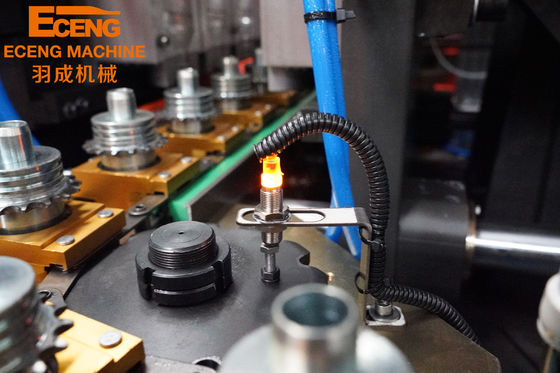 Mesin Blow Moulding PET 4 Rongga 6000BPH Untuk Lini Produksi Botol Air Mineral