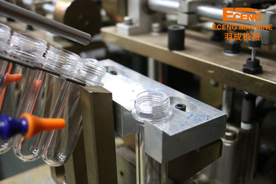2000BPH Otomatis Blow Molding Machine 2 Botol Minuman Air rongga