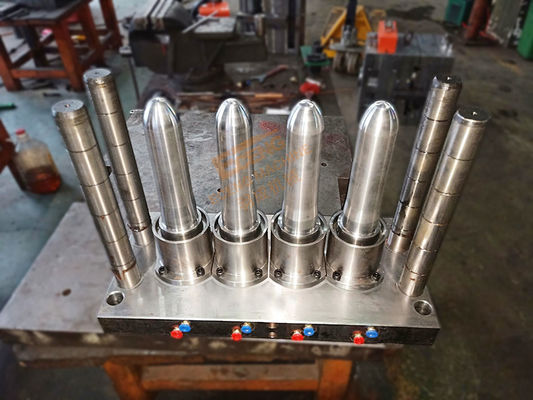 Eceng PET Blow Mould Produsen 4 Rongga Cetakan Botol Plastik SGS ISO