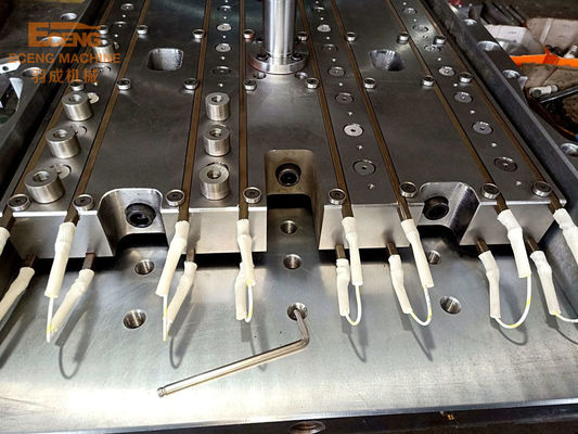 28mm PET Preform Mould 24 Rongga Botol Air Blow Moulding