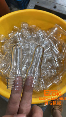 4Cr13 SS PET Botol Cetakan 730x450x480mm Injection Moulding