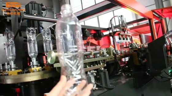 2000ml PET Stretch Blow Moulding Machine Pembuat Botol 3900KG
