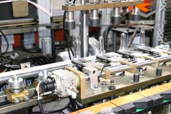 Output 6000BPH Mesin Peniup Botol PET Preform 220V 50HZ