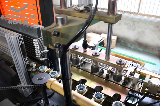 Mesin Hembusan PET Plastik 4 Rongga 6000 Bph Kontrol PLC