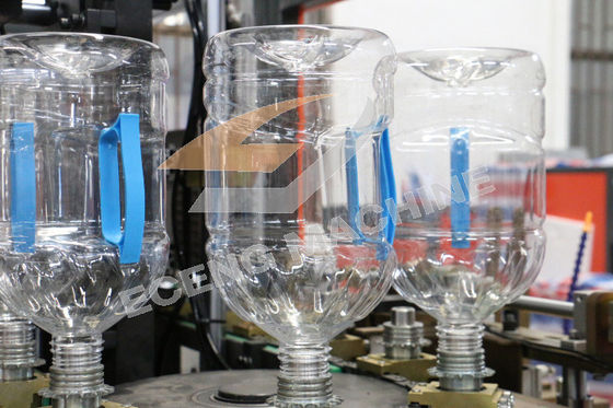 SGS Mesin Hembusan Botol PET 5 Galon Sepenuhnya Otomatis 1200PCS / HR