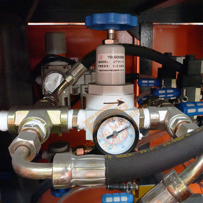 Mesin Peniup Botol Air Mineral Eceng 650Kg Stretch Blow Moulding 380V 50HZ