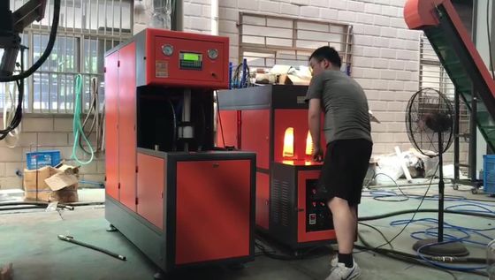 1 Mesin Peniup Botol Semi Otomatis Rongga 5000ml PET Preform Blowing
