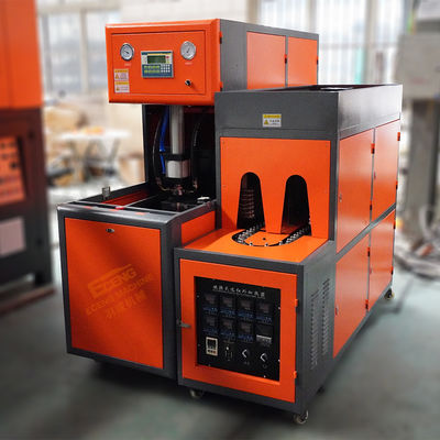 1 Mesin Peniup Botol Semi Otomatis Rongga 5000ml PET Preform Blowing
